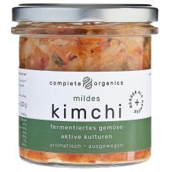 Kimchi mit Weißkohl aus Bayern im Glas, fermentiert und nicht pasteurisiert