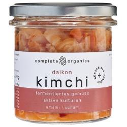 Kimchi mit Rettich aus Bayern im Glas, fermentiert und nicht pasteurisiert