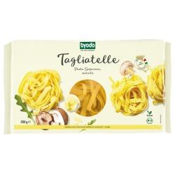 Hartweizen-Tagliatelle-Nester